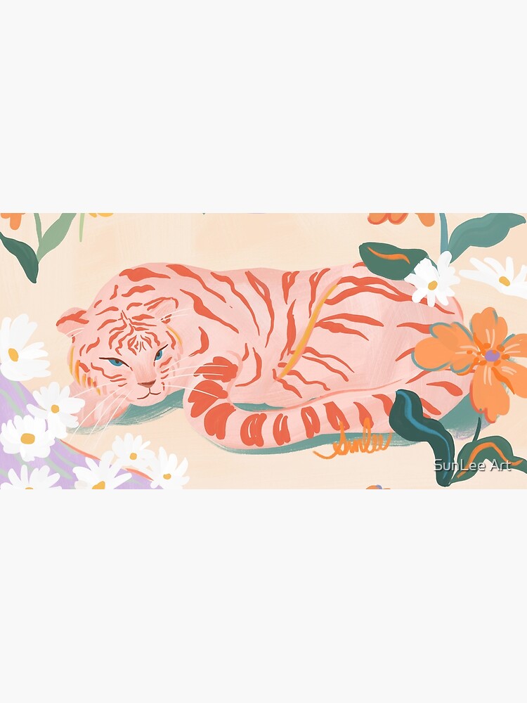 Aperçu 5 sur 5. Tapis de souris avec l'œuvre Tigre rose dans un jardin sauvage créée et vendue par sunleeart.