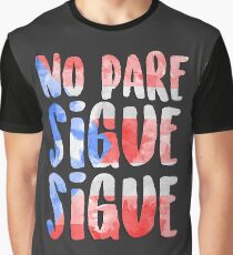 Keine Pare Sigue Sigue In den Höhen Grafik T-Shirt