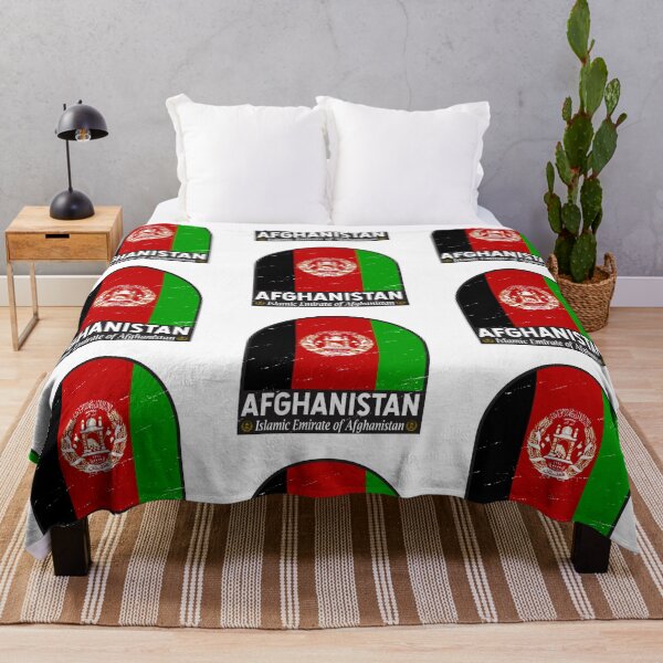 Aperçu de l'œuvre Emblème du drapeau de l'Afghanistan Vintage en détresse créée et vendue par KrisSidDesigns.