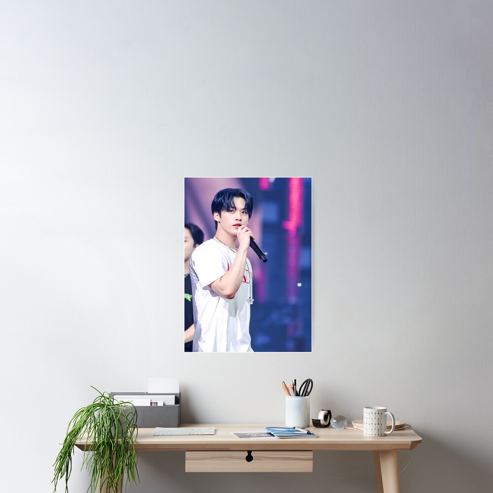 "STRAY KIDS LEE KNOW - MANIAC CONCERT" Poster by ArtbyTaetan | Redbubble