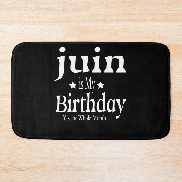 Aperçu de l'œuvre Juin est mon anniversaire Oui toute la chemise du mois, chemise de mai, chemise d'anniversaire, chemise drôle, cadeau de chemise de la Saint-Valentin, fichier de coupe de la Saint-Valentin, cadeau pour maman, cadeau de papa, cadeau pour l'anniversaire créée et vendue par GAIDREDA.