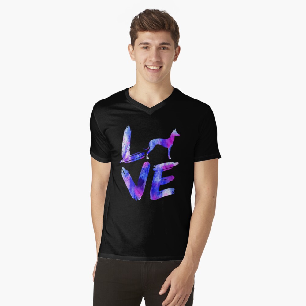 Vista previa del artículo con la obra «Camiseta de cuello en V», diseñado y vendido por rafaeltto.