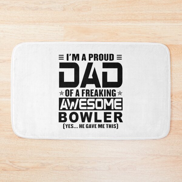 Artikelvorschau, Ich bin ein stolzer Vater eines verdammt tollen Bowlers, lustiges Papa-Shirt, Papa des Bowlers-Shirts, Papa-Geschenke, Weihnachtsgeschenke für Papa entworfen und verkauft von xlnv.