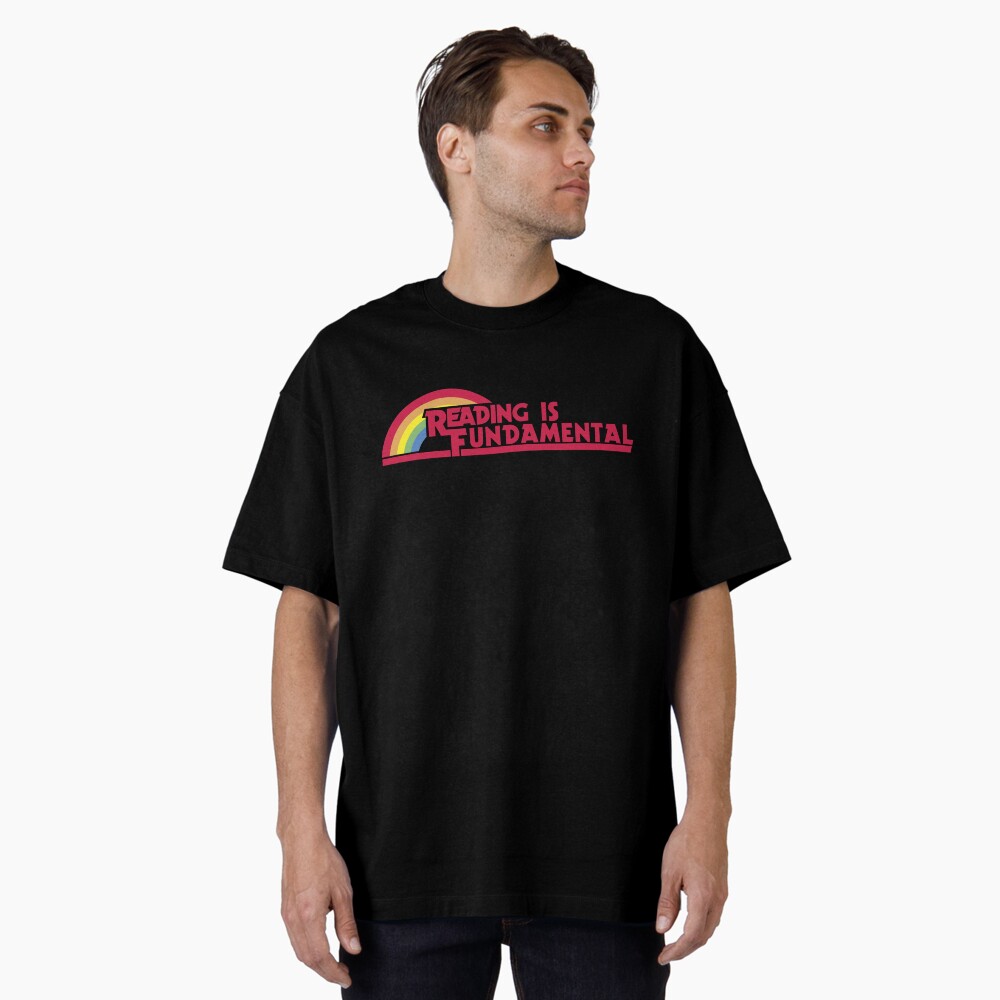 Aperçu de l'œuvre T-shirt oversize créée et vendue par rrandol5.