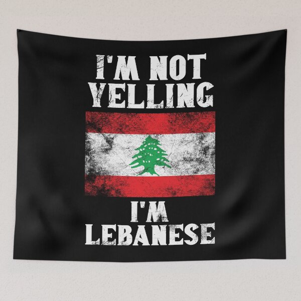 Aperçu de l'œuvre Cadeau libanais amusant : je ne crie pas, je suis libanais - Drapeau rétro du Liban - Fierté du Liban créée et vendue par Adexyl.