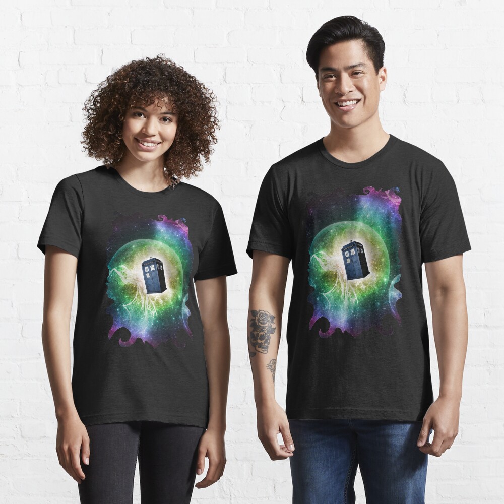 Universe Blue Box Tee The Doctor T-Shirt Essential T-Shirt
