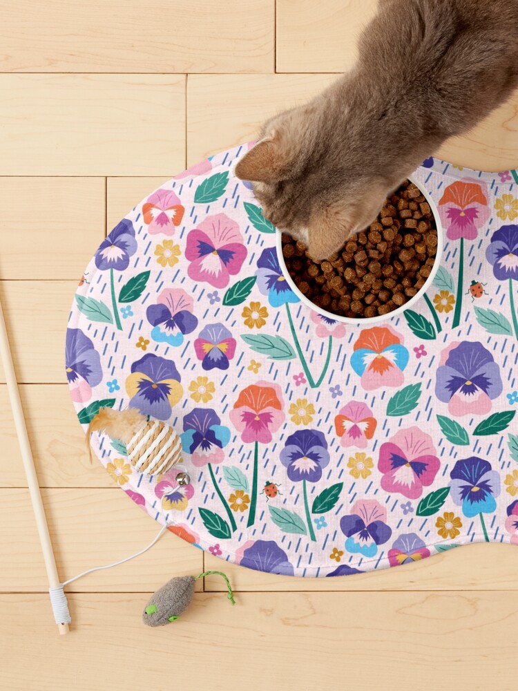 Alternate view of Pansy Patch Pet Mat