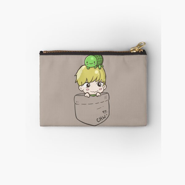 Artikelvorschau, Monsta X Hyungwon _amp_ Schildkröte in der Tasche entworfen und verkauft von usanolucas.