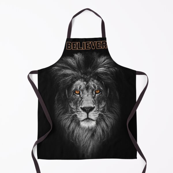Aperçu de l'œuvre T-shirt Loin Face Classic, T-shirt Loin Believer, Loin King Matching Couple T-shirts, Meilleur cadeau pour femme, papa, maman, soeur, frère, meilleur ami Marque classique créée et vendue par Miraal & Co ⭐️⭐️⭐️⭐️⭐️.