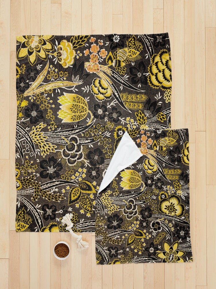 Alternate view of Flower Pattern in Yellow and Black Pet Blanket