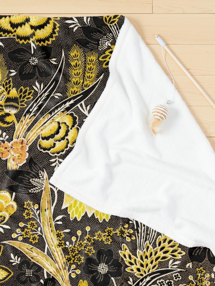Alternate view of Flower Pattern in Yellow and Black Pet Blanket