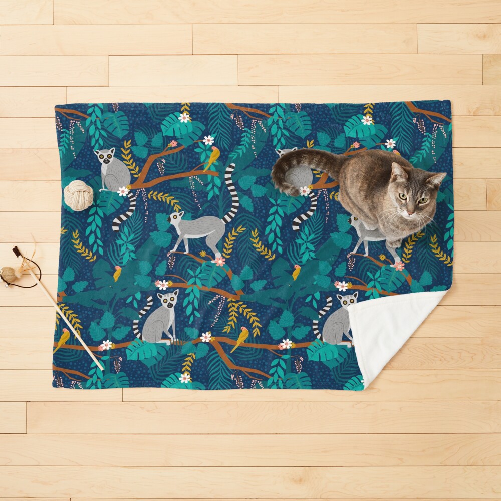 Vista previa del artículo con la obra «Manta para mascotas», diseñado y vendido por latheandquill.