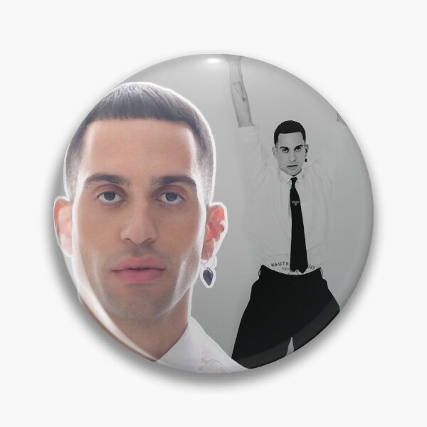 Aperçu de l'œuvre Mahmood Brividi Sanremo 2022 Eurovision 2022 Italie Blanc Y2K créée et vendue par VivianneHand.