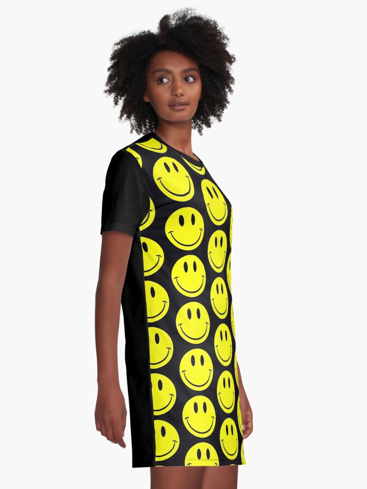 Alternate view of NDVH Smiley Graphic T-Shirt Dress