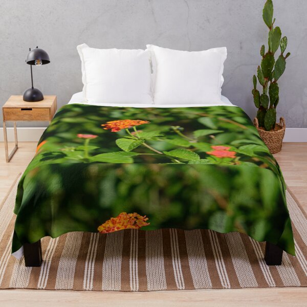 Item preview, flores de color naranja brillante designed and sold by jannelserrano.