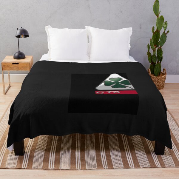 Artikelvorschau, Alfa Romeo GTA Quadrifoglio-Monogramm-Grafik-T-Shirt entworfen und verkauft von EnnoSpeer.