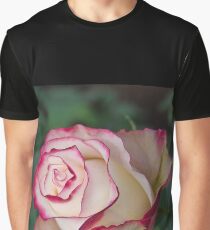 Ecuador. Rose from the Rose Plantation. Graphic T-Shirt