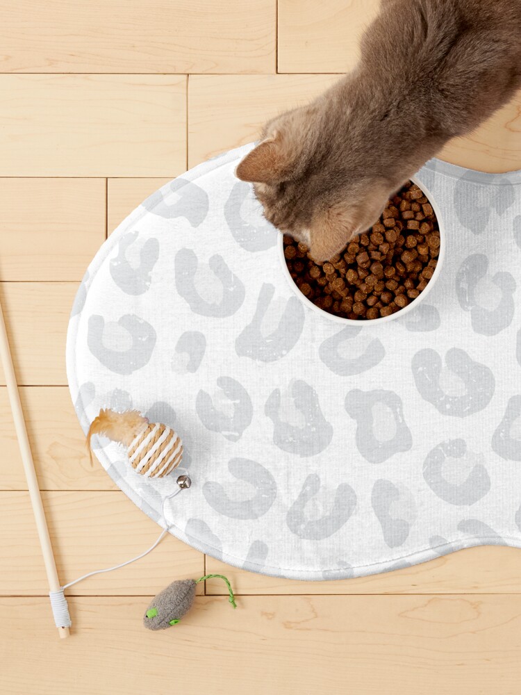 Alternate view of Leopard Print - Silver Gray and White Pet Mat