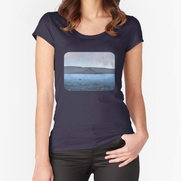 Fitted Scoop T-Shirt