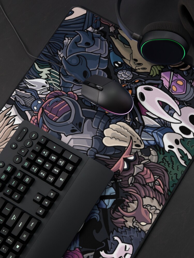 Aperçu 4 sur 5. Tapis de souris avec l'œuvre Hollow Knight créée et vendue par MarryyStores.