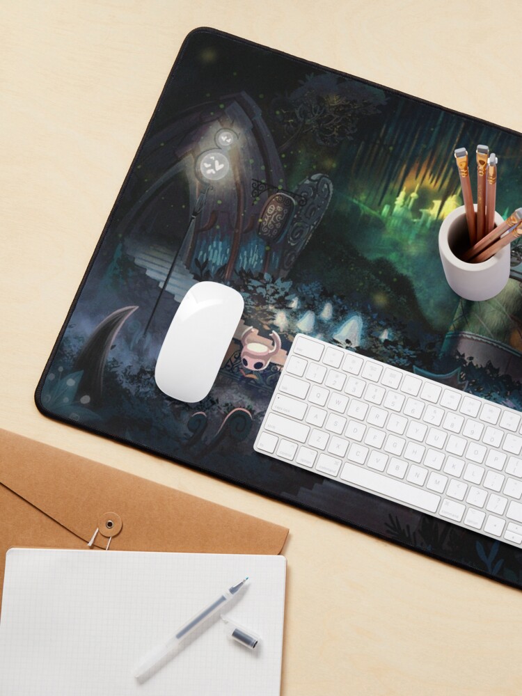 Aperçu 3 sur 5. Tapis de souris avec l'œuvre Hollow Knight créée et vendue par MarryyStores.