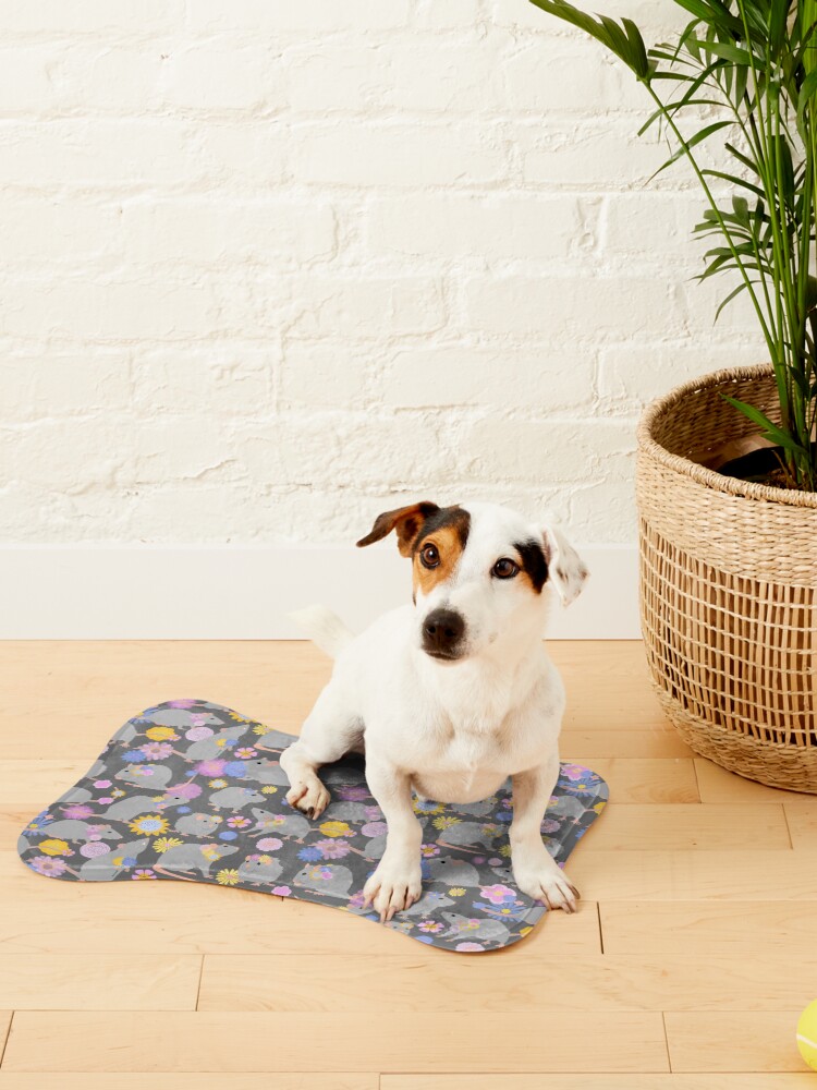 Alternate view of Rats and Flowers Pet Mat
