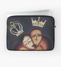 LOVERS EMBRACE Laptop Sleeve
