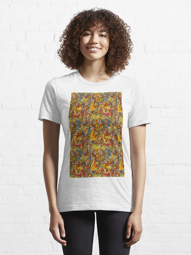 Trippy Psychedelic Checkered Seventies Flower Design Women's T-Shirt