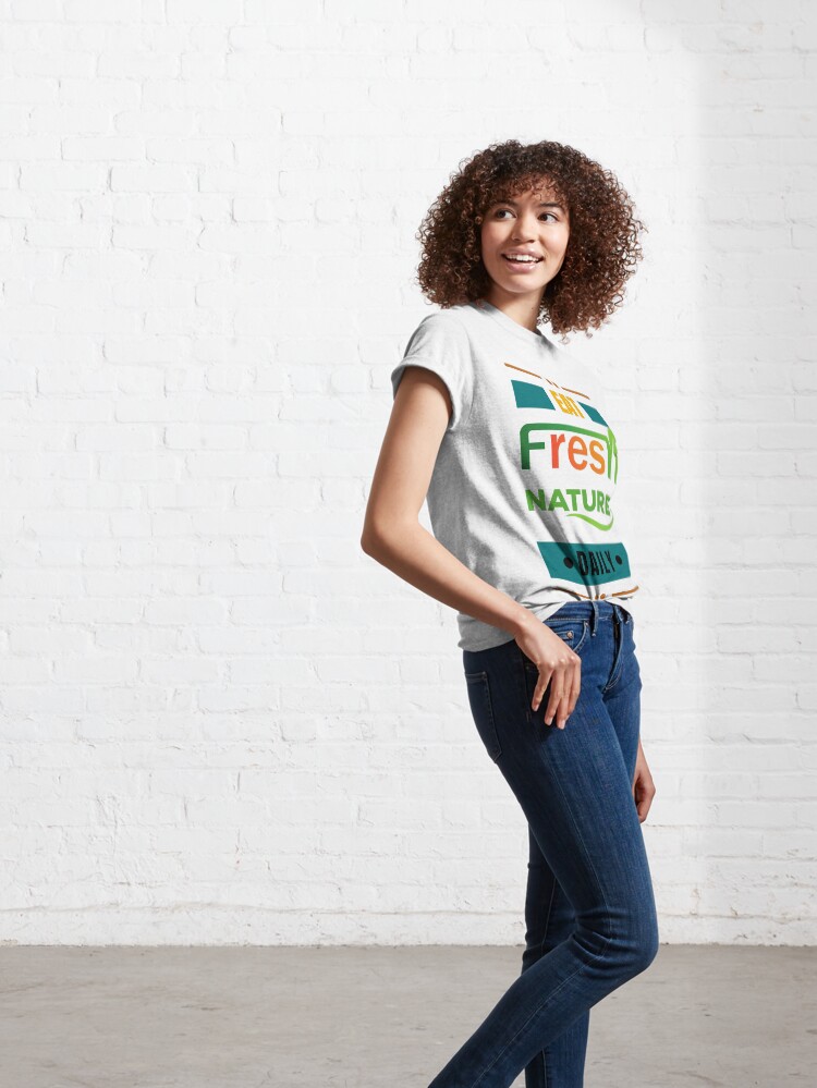 Essen Sie täglich frische Natur - bunte Typografie T-Shirt