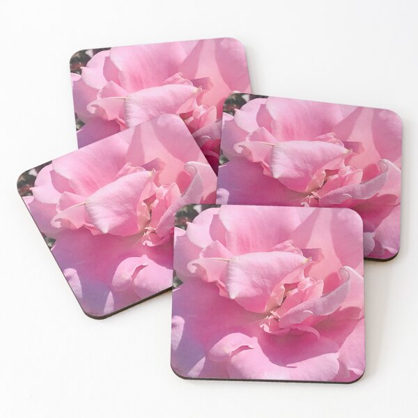Aperçu de l'œuvre Photo d'art luxueuse de rose rose pastel créée et vendue par DEC02.
