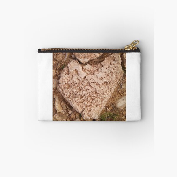 Item preview, Corazón de coral antiguo designed and sold by brusling.
