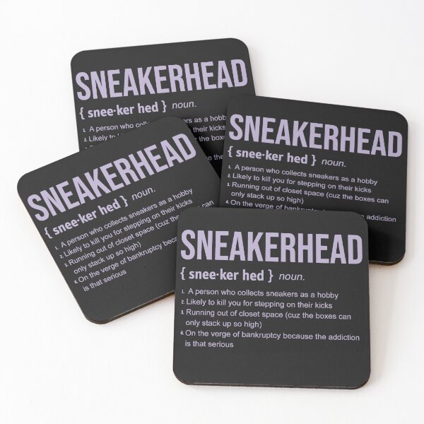 Artikelvorschau, SNEAKERHEAD Definition Lustiger Sneaker-Liebhaber-Entwurf entworfen und verkauft von Deborah-Jones.