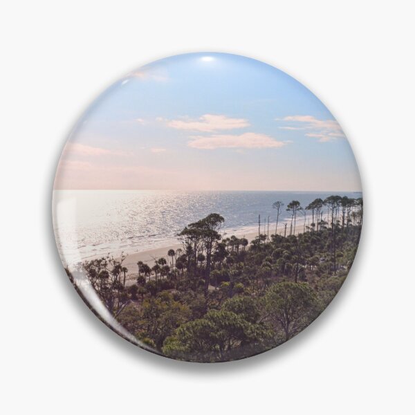 Artikelvorschau, Die Aussicht von der Spitze des Leuchtturms von Hunting Island entworfen und verkauft von LisaWootenPhoto.
