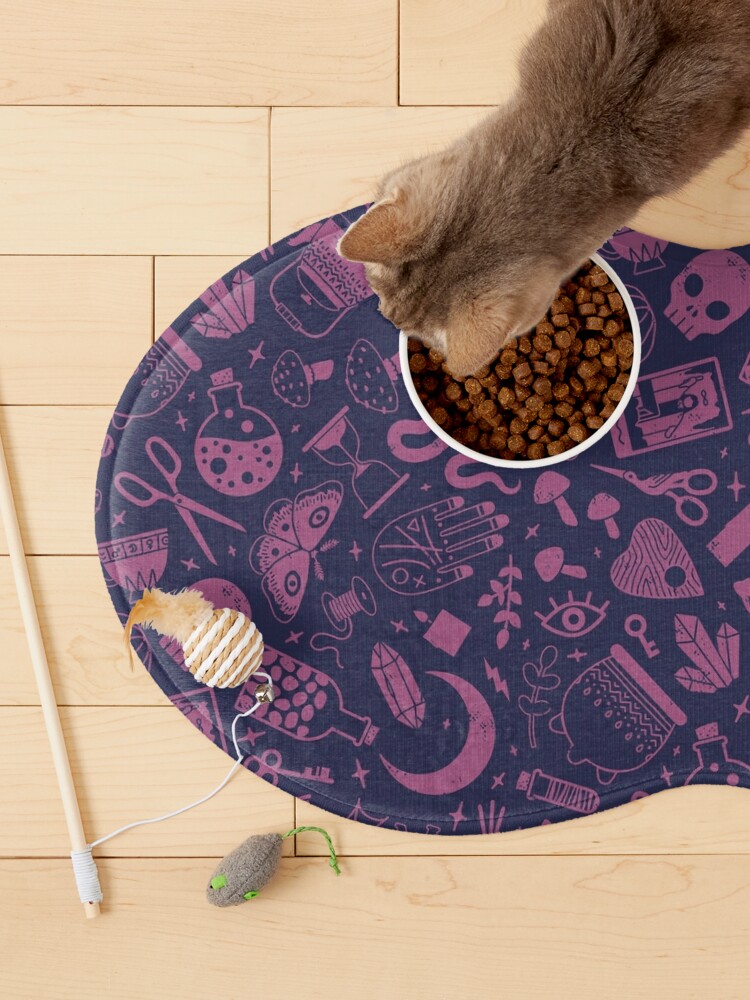 Magical Objects: Bewitched | Pet Mat