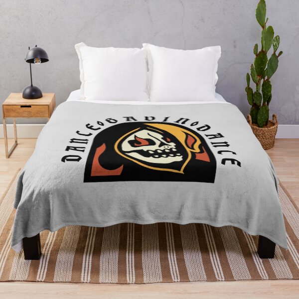 Artikelvorschau, Dance Gavin Dance Merch - Wir besitzen die Nacht - Dance Gavin Dance entworfen und verkauft von luxury store.