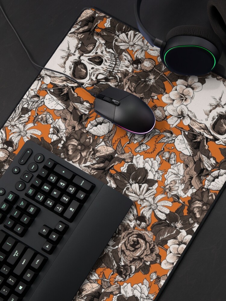 Aperçu 4 sur 5. Tapis de souris avec l'œuvre CRÂNES ORANGE créée et vendue par magicdreams.