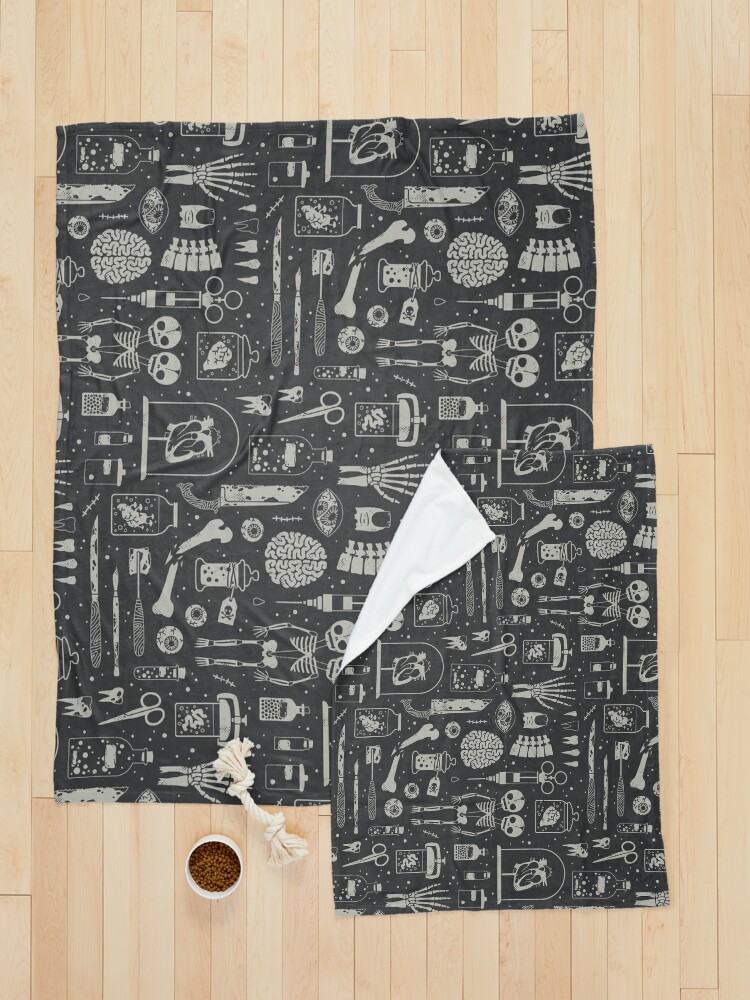 Alternate view of Oddities: X-Ray Pet Blanket