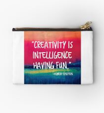 Bolso de mano La creatividad es la inteligencia divirtiéndose