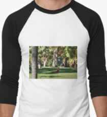 Camiseta ¾ estilo béisbol Persiguiendo un globo