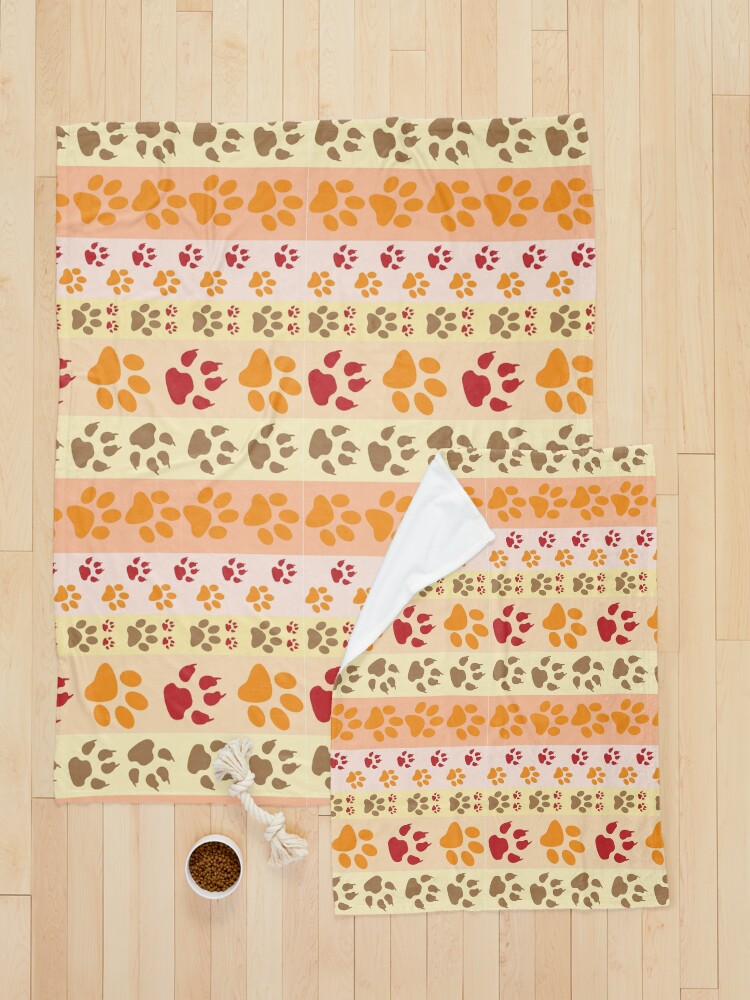 Alternate view of Cat lovers, Paw Tracks Pet Blanket
