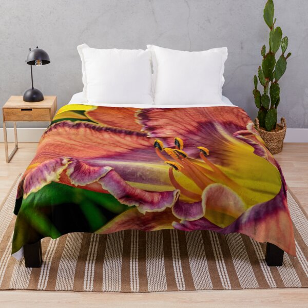 Item preview, Daylily "Mildred Mitchell" designed and sold by Michael Cummings.