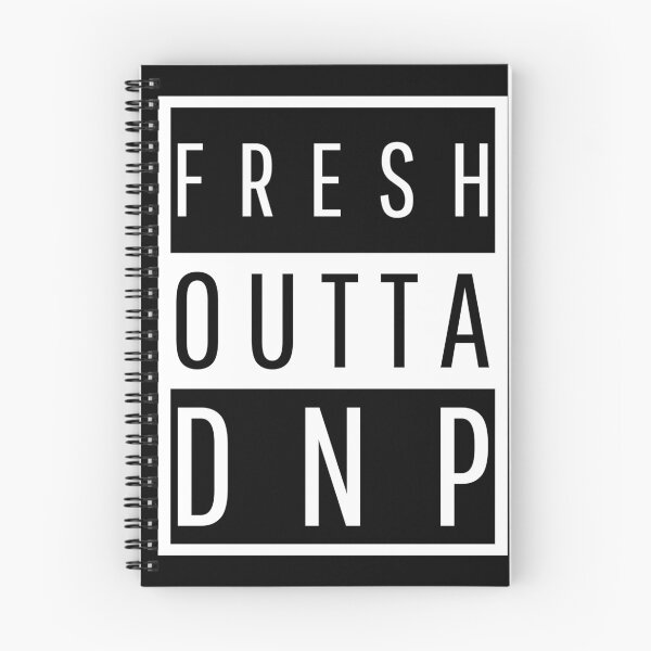 Aperçu de l'œuvre Graphique de remise des diplômes DNP fraîchement sorti créée et vendue par GO SHIRT-TEE.