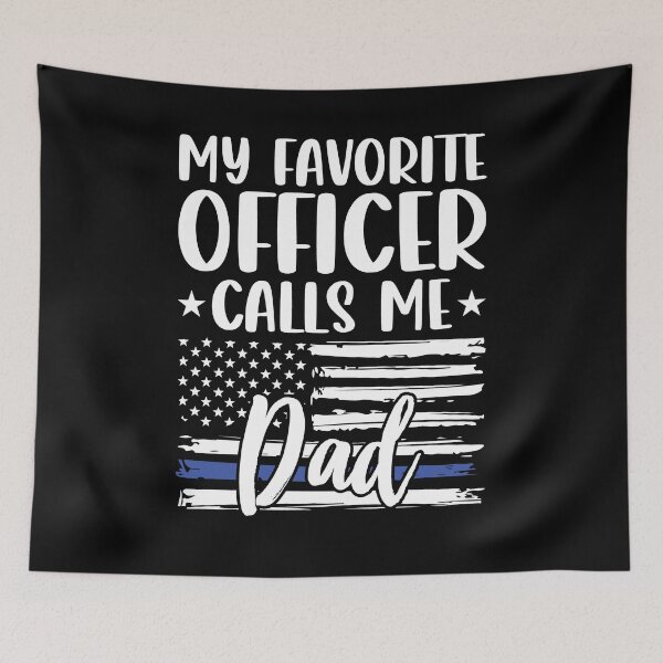 Artikelvorschau, Mein Lieblingsoffizier nennt mich Mama-Shirt, Polizei-Büro-Shirt, Polizei-Blue-Line-Shirt, Polizei-Support-Shirt, Polizei-Mutter-Geschenk, Cop-Mutter-Shirt entworfen und verkauft von aymob.