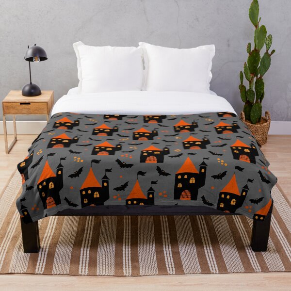 Item preview, Casas y murciélagos espeluznantes de Halloween patrón designed and sold by GoDesign1.