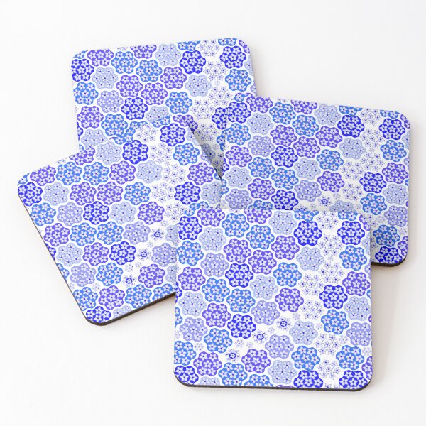 Artikelvorschau, Blue Melliflowery on White Repeat 5748 entworfen und verkauft von Art in My Loft.