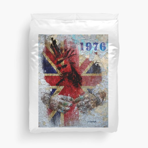 1976 - Punk's not dead! Duvet Cover