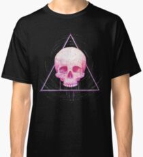 Skull in triangle on black Classic T-Shirt