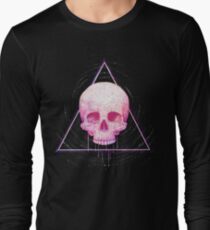 Camiseta de manga larga Skull in triangle on black