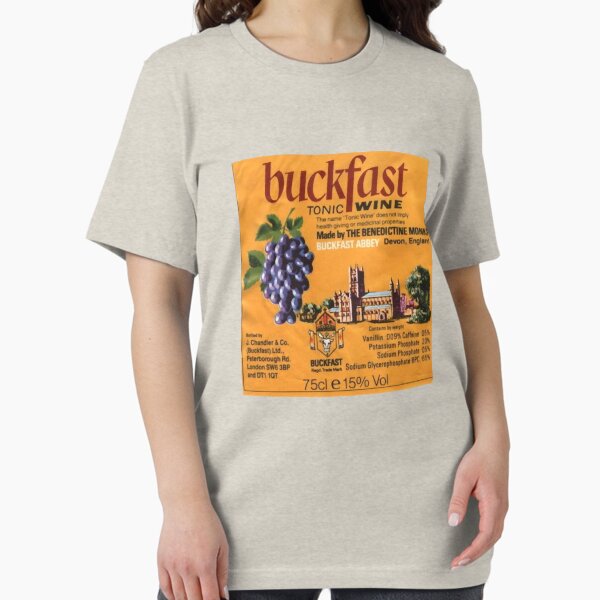 Aperçu de l'œuvre Description du vin Buckfast Tonic T-shirt essentiel créée et vendue par Kariniller.