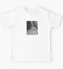hoch aufragende Träume Kinder T-Shirt